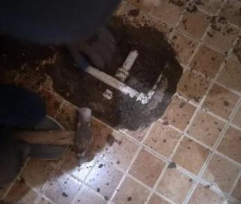 大名卫生间漏水维修公司为您分享下卫生间渗水如何处理及注意事项